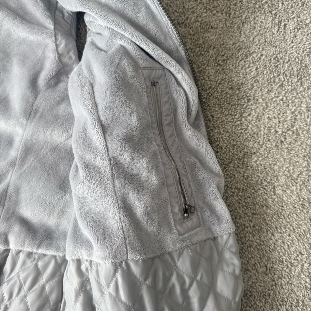 Eddie Bauer Light Gray Goose Down Jacket - image 4